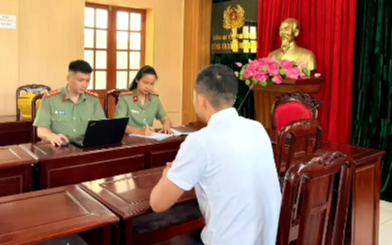 Bị công an triệu tập vì chia sẻ thông tin chữa bệnh bằng nước