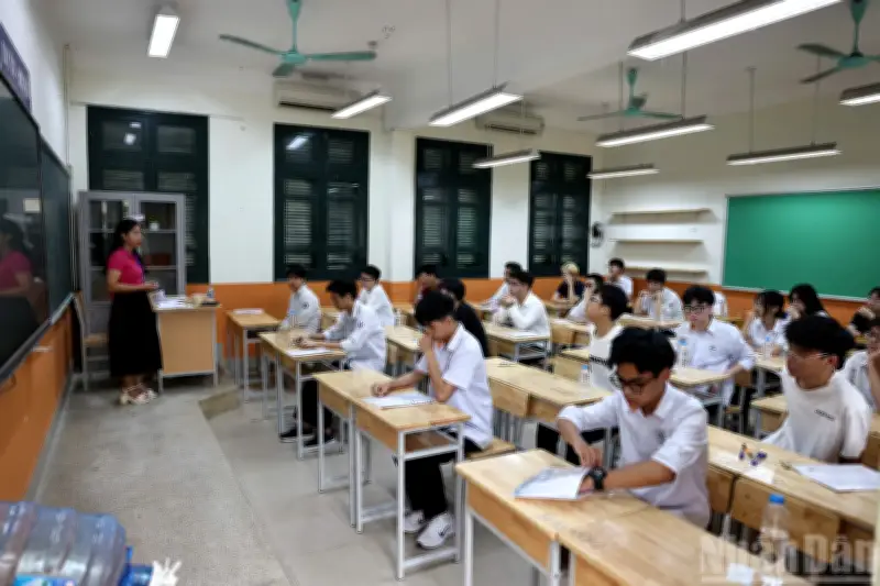Bộ GD&ĐT đề xuất học bạ số có giá trị pháp lý như học bạ giấy