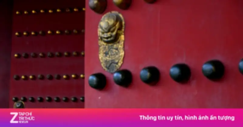 Bí mật 81 chiếc đinh vàng trên cổng Tử Cấm Thành: Biểu tượng quyền lực hoàng đế