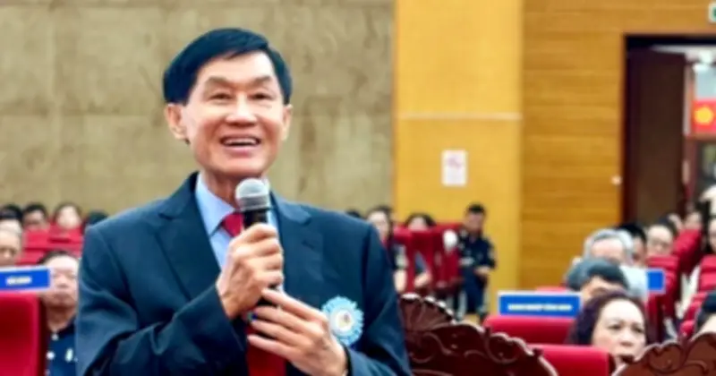 Bộ Nội vụ lấy ý kiến tặng danh hiệu Anh hùng Lao động cho tỉ phú Johnathan Hạnh Nguyễn