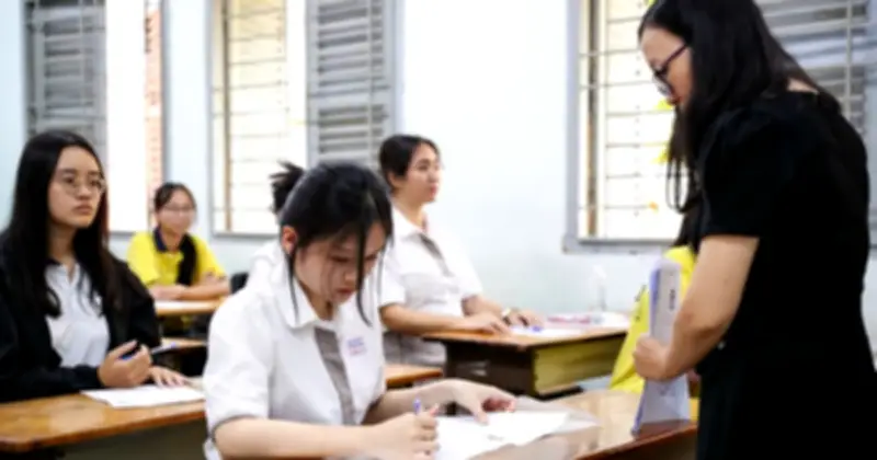 Bí quyết ôn thi hiệu quả từ thủ khoa ĐH Bách khoa: Ghi chép thông minh