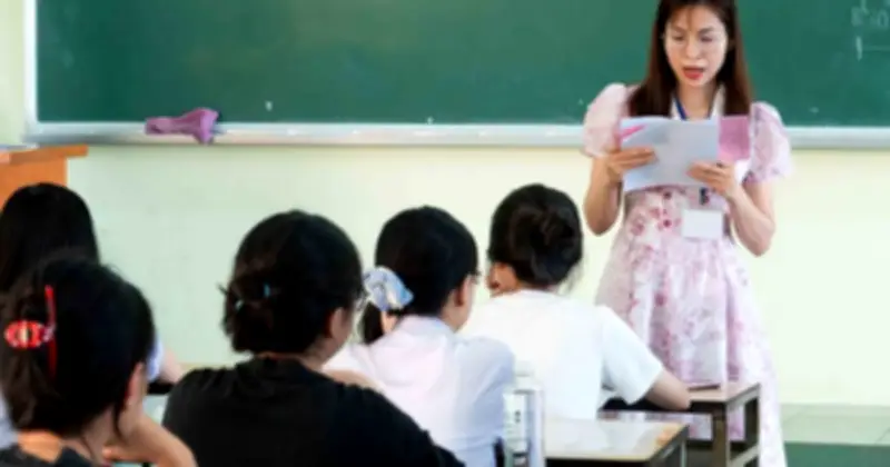 Bí quyết ôn thi đánh giá năng lực: Trau dồi kiến thức nền, luyện đề thường xuyên