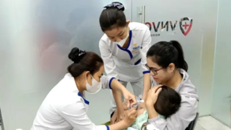 Bộ Y tế cảnh báo dịch chồng dịch, nhiều bệnh truyền nhiễm gia tăng mạnh