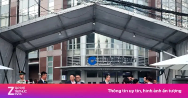 Bắc Kinh siết chặt an ninh đón Tổng thống Trump: Chó nghiệp vụ, màn chắn kín khách sạn