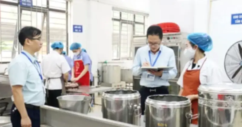 Bắc Ninh: 75% bếp ăn tập thể vi phạm an toàn thực phẩm