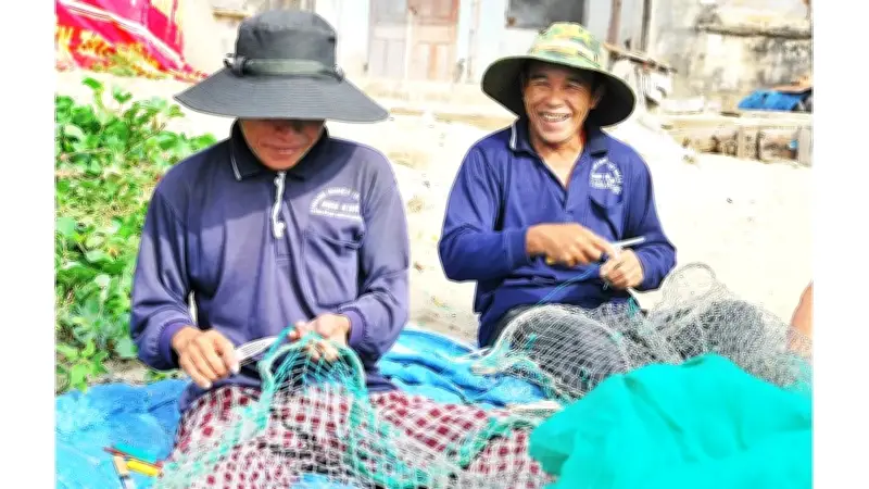 Bài học về sự chịu đựng từ làng chài Phú Hài