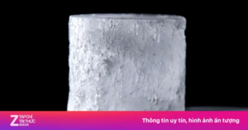 Bụi siêu tân tinh trong băng Nam Cực hé lộ hành trình 80.000 năm của Trái Đất