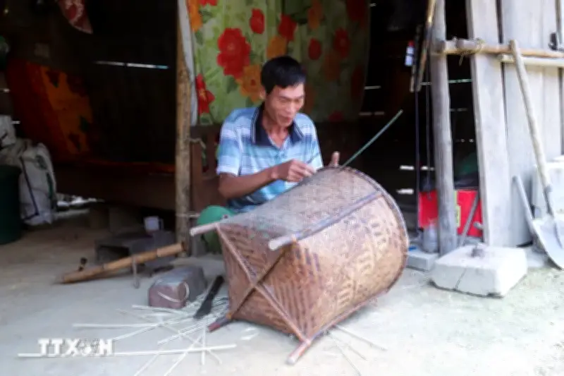 Bản làng Na Ngan hồi sinh sau lũ dữ giữa đại ngàn