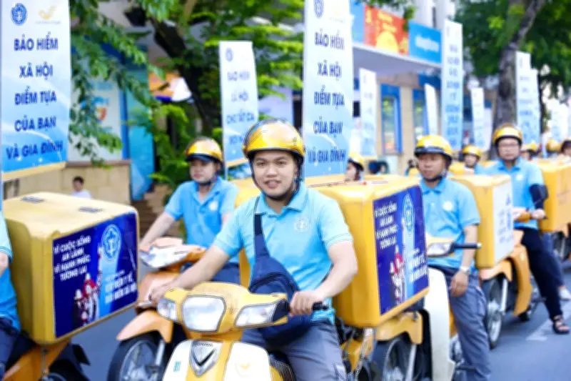 Bảo hiểm xã hội tự nguyện: Lao động nam nhận trợ cấp thai sản khi vợ sinh con
