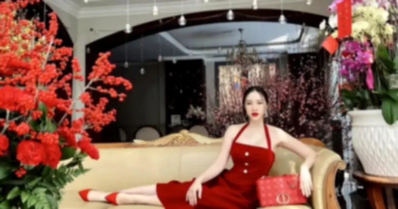 Bảo Thy khoe biệt thự cổ điển châu Âu ở Quận 7 sau khi kết hôn
