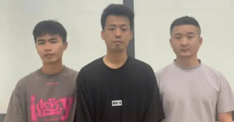 Bắt nhóm đối tượng người nước ngoài bày mưu bắt giữ, cướp tài sản của đồng hương