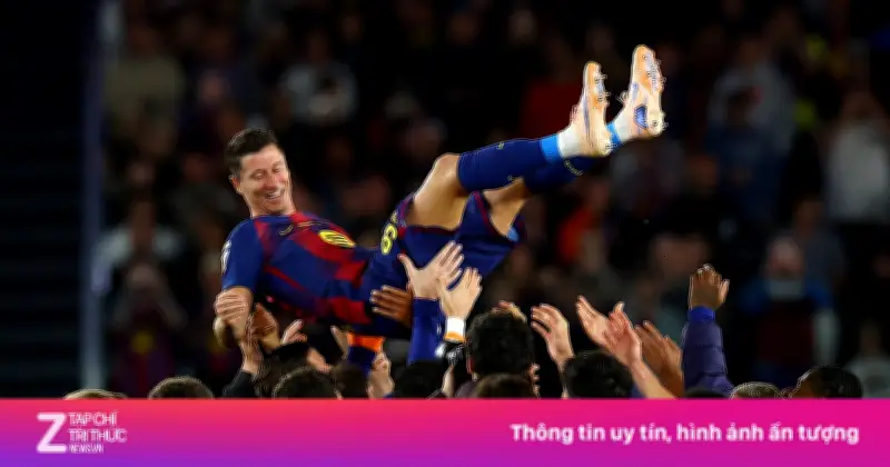 Burnley xuống hạng vẫn kiếm nhiều tiền hơn Barcelona vô địch La Liga