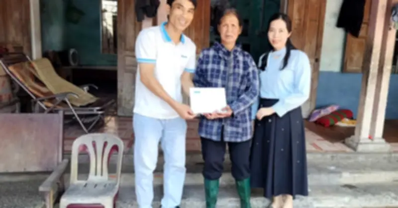 Cụ bà nuôi 3 người thân tâm thần xúc động cảm ơn bạn đọc hỗ trợ