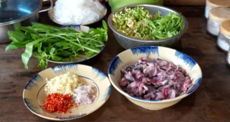 Đặc sản miền Trung có vẻ ngoài kỳ dị được khen ngọt thơm hơn thịt gà