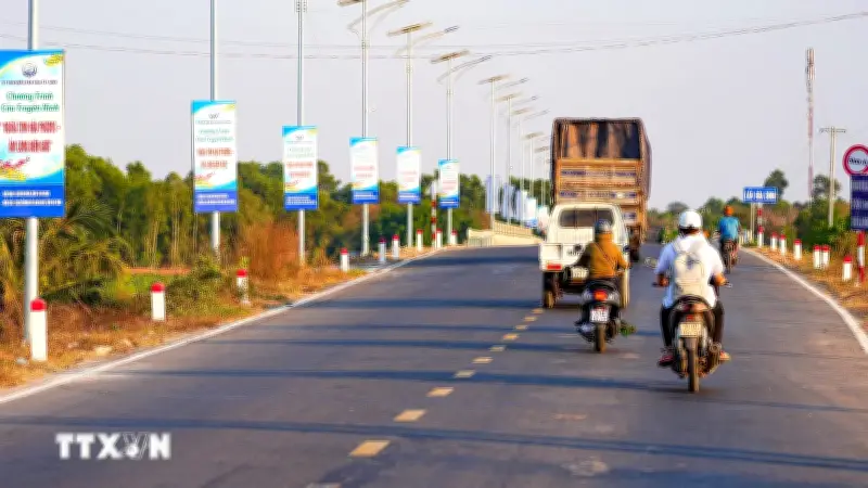 Cử tri Đồng Tháp muốn nâng cấp quốc lộ 62, xây hạ tầng kết nối liên vùng