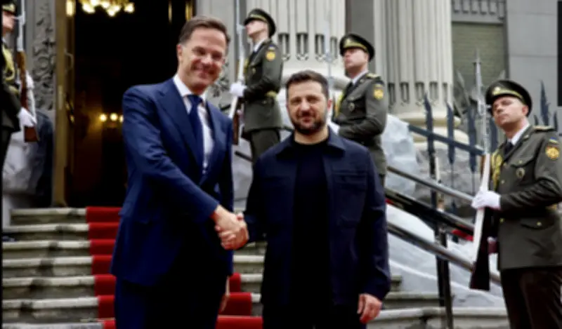 Các nước NATO phản đối tài trợ bắt buộc cho Ukraine