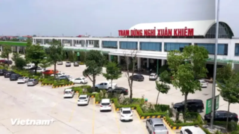 Các trạm dừng nghỉ cao tốc Bắc - Nam sẽ có trạm sạc xe điện