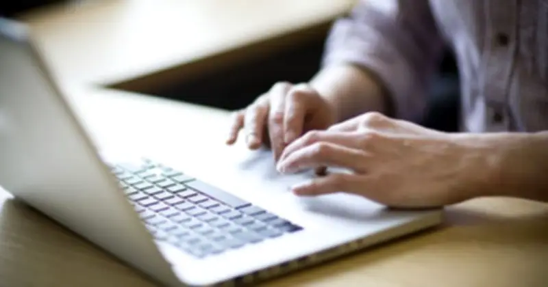 Cách kéo dài tuổi thọ pin laptop lên đến 5 năm hiệu quả