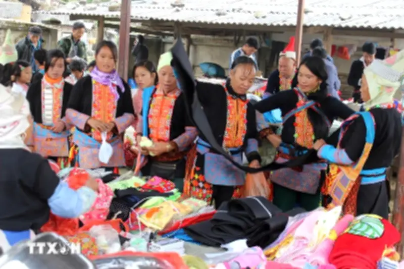 Chợ phiên nơi lưu giữ nét đẹp văn hóa vùng cao Tây Bắc