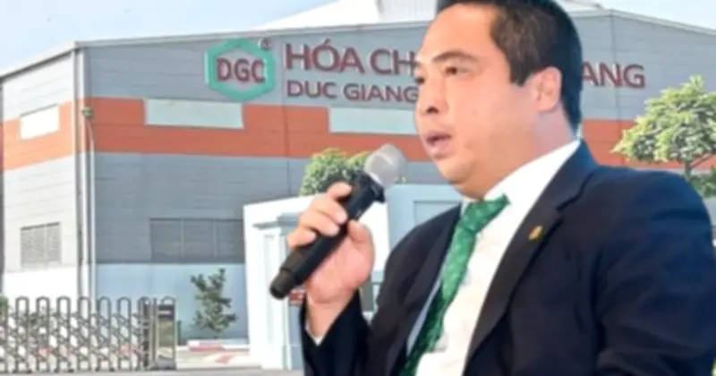 Chủ tịch bị khởi tố: Nhân viên trung thành 19 năm bất ngờ gánh vác đế chế phốt pho toàn cầu