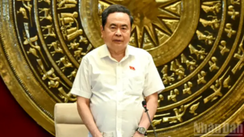 Chủ tịch Quốc hội: Luật và nghị định phải thống nhất, không thể 'mỗi nơi một kiểu'