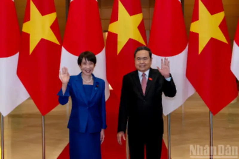 Chủ tịch Quốc hội Trần Thanh Mẫn đón Thủ tướng Nhật Bản Takaichi Sanae tại Nhà Quốc hội