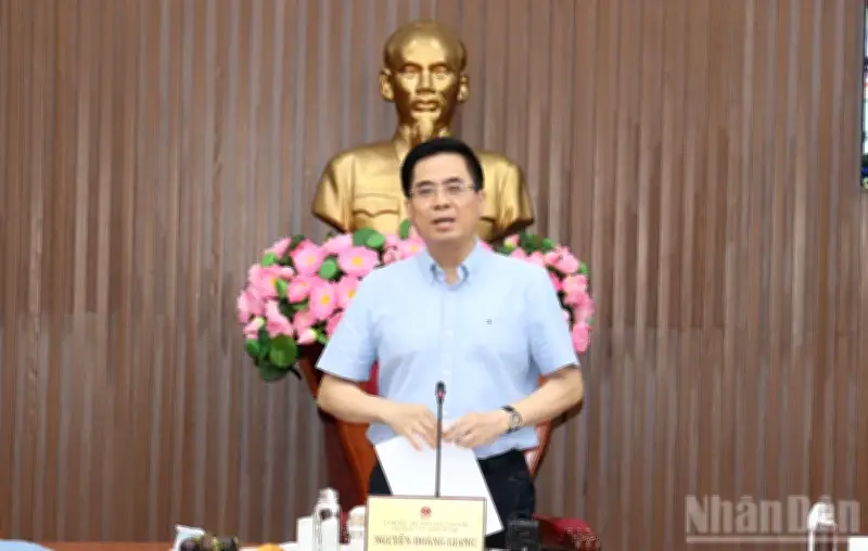 Chủ tịch Quảng Ngãi yêu cầu tăng trưởng 2 con số năm 2026