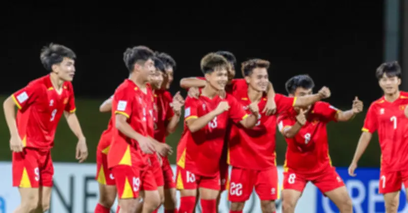 Chủ tịch VFF thưởng nóng 1 tỉ đồng cho U17 Việt Nam sau chiến tích lịch sử