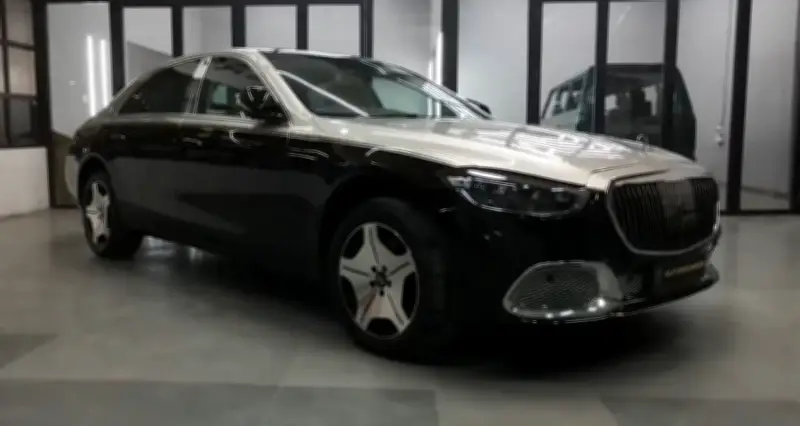 Chủ xe biến Mercedes S-Class cũ thành Maybach mới, tiết kiệm tiền tỷ