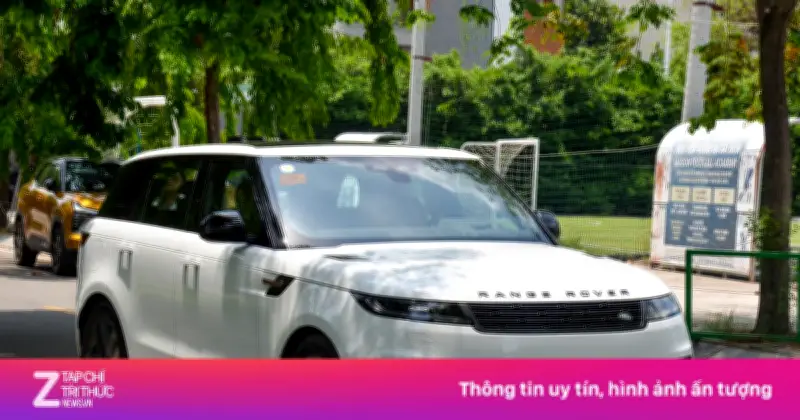 Chiêm ngưỡng Range Rover Sport PHEV - SUV hạng sang giá gần 7 tỷ đồng