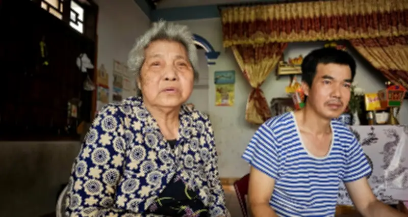 Chống chọi ung thư máu, vợ kiệt sức nuôi mẹ già và 4 con nhỏ trong cảnh túng quẫn
