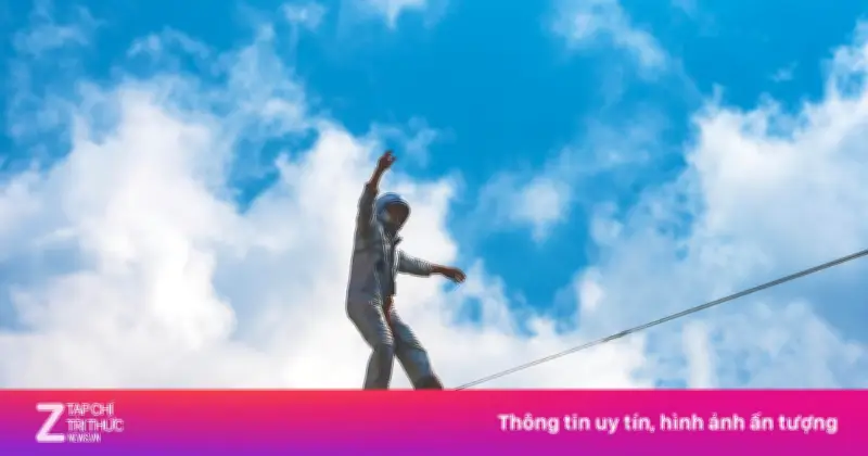 Chứng sợ độ cao: Nguyên nhân, triệu chứng và tác động đến cuộc sống