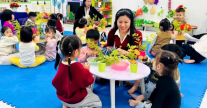 Chính phủ ban hành Nghị định 182 về phụ cấp ưu đãi cho nhà giáo