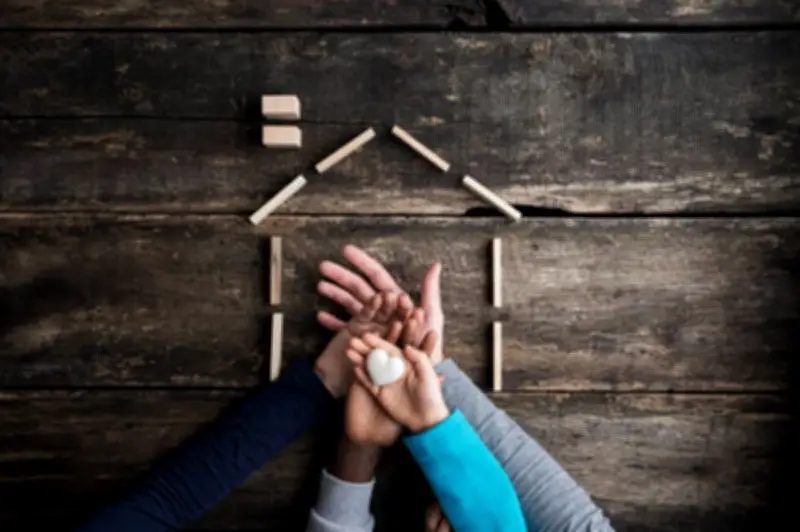 Chính phủ thông qua 3 chính sách sửa đổi Luật Nuôi con nuôi