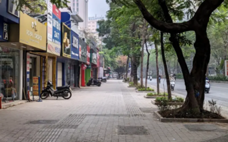 Cho thuê vỉa hè Hà Nội: Giải bài toán kinh tế hay hợp thức hóa lấn chiếm?