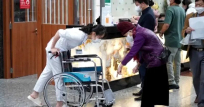 Chuyển đổi số bệnh viện: Không thể bằng tư duy cũ, phải minh bạch và liên thông