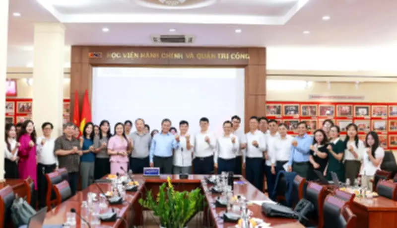 Chuyển từ quản lý hành chính truyền thống sang quản trị dựa trên dữ liệu thực chứng