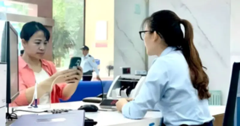 Chuyển tiền trên 500 triệu đồng qua ngân hàng có thể chờ đến thứ Hai