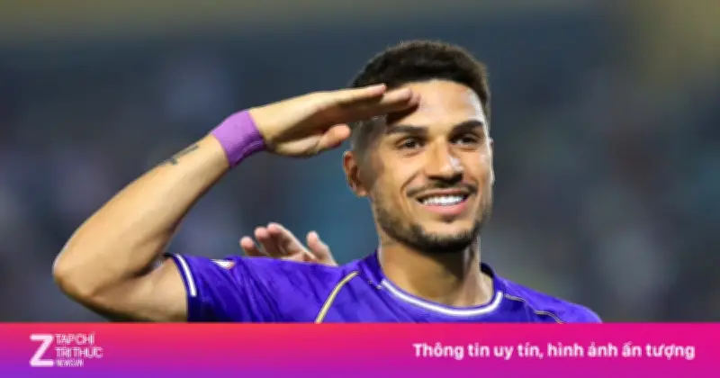 CLB Hà Nội thắng Nam Định 2-1, vươn lên top 3 V.League