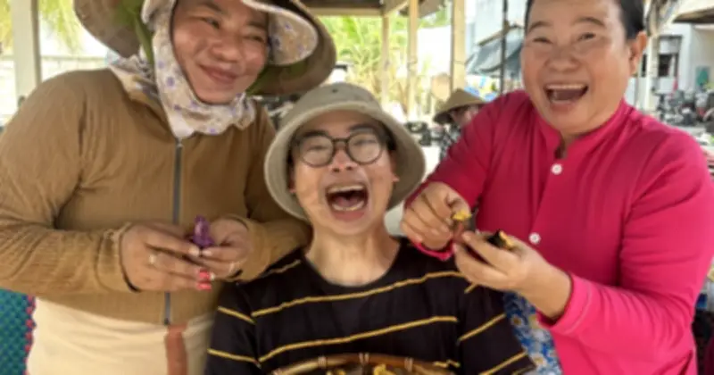 Clip nấu ăn giản dị ở chợ An Khương gây sốt mạng xã hội