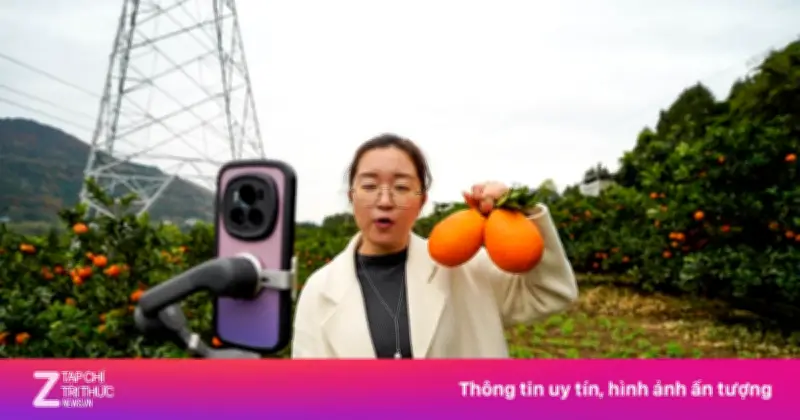 Cơn sốt cán bộ thôn nhảy múa, livestream bán nông sản ở Trung Quốc