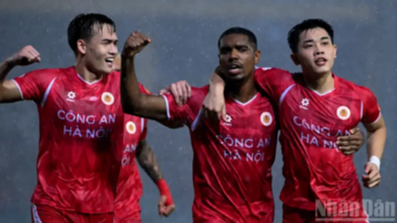 Công an Hà Nội vô địch V-League 2025/2026 sớm 3 vòng sau chiến thắng 2-0 trước Thanh Hóa