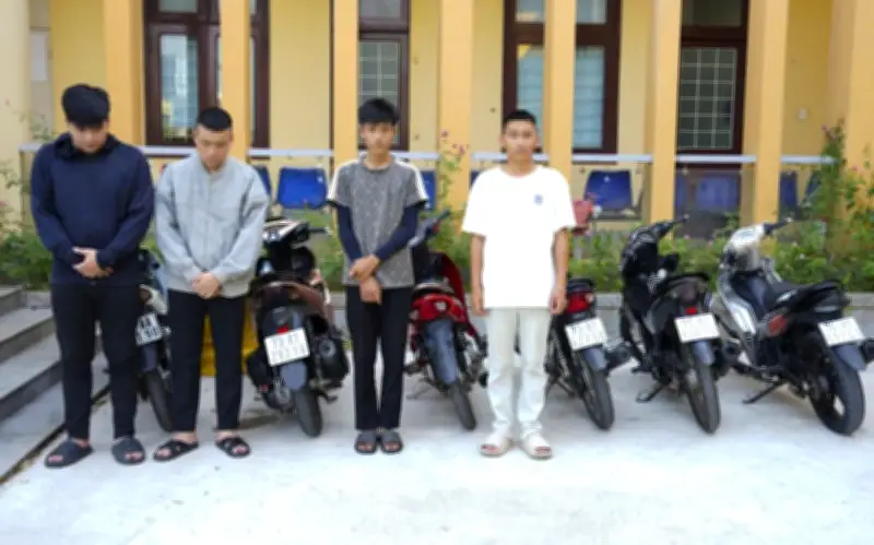 Công an Quảng Trị tăng cường ngăn chặn đua xe tuổi học sinh