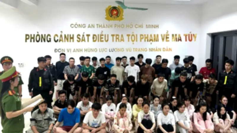 Công an TP.HCM triệt phá đường dây ma túy tại quán bar Revo ở Vũng Tàu