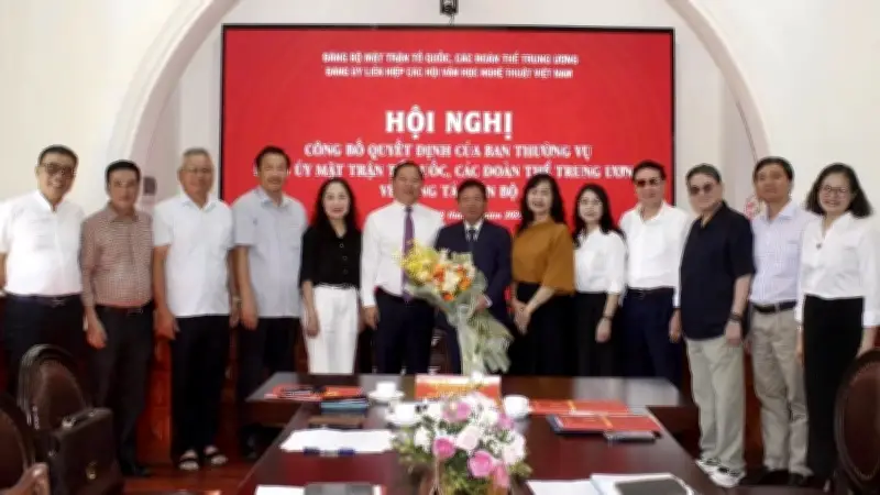Công bố quyết định bổ nhiệm Bí thư Đảng ủy Liên hiệp Hội Văn học nghệ thuật Việt Nam