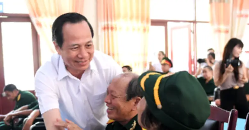 Cùng báo Vietnamnet tri ân các gia đình liệt sĩ, người có công nhân dịp 27/7