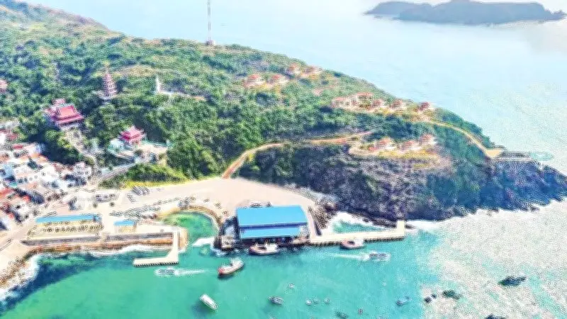 Cảng cá Nhơn Lý khoác áo mới, hướng đến du lịch bền vững