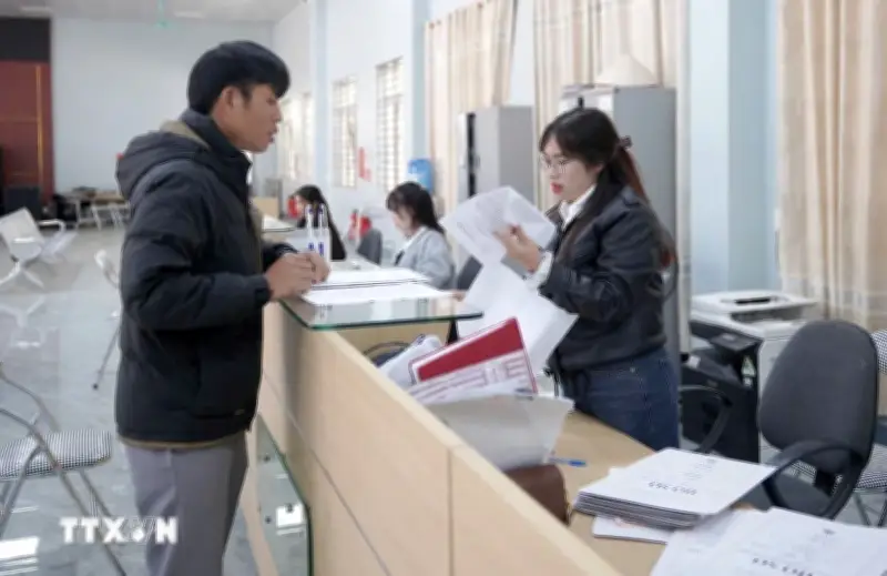 Con người là trung tâm: Ưu tiên an toàn và sức khỏe người lao động