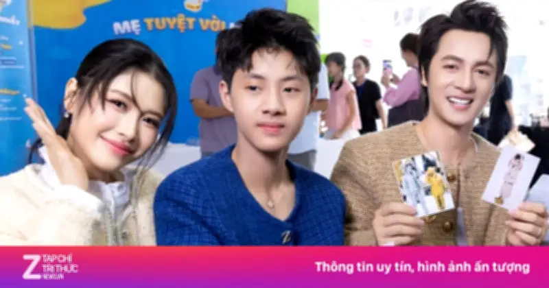 Con trai Đăng Khôi cao 1,7 m ở tuổi 14 gây chú ý tại sự kiện