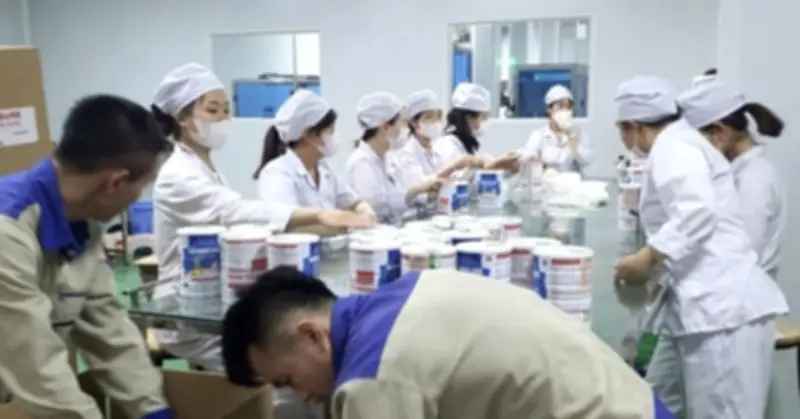 Cựu công an nhận gần 3,5 tỷ đồng để 'lo chạy án' cho công ty sản xuất sữa giả